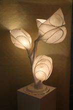 Sfeerlampen, Decoratieve verlichting , Kunstig–licht ,  functionele kunstwerken , Handgemaakte lichtobjecten , staande lampen , tafellampen ,Wand en plafondlampen .